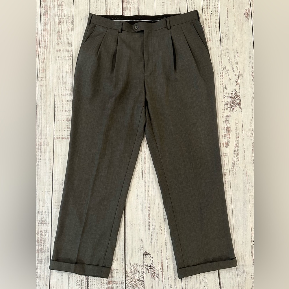 Geoffrey Beene Men's 40x30 Pleated Gray Dress Suit Pants Cuff Hem. Button & Tab